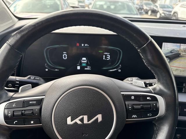 Used 2023 Kia Sportage EX image 31