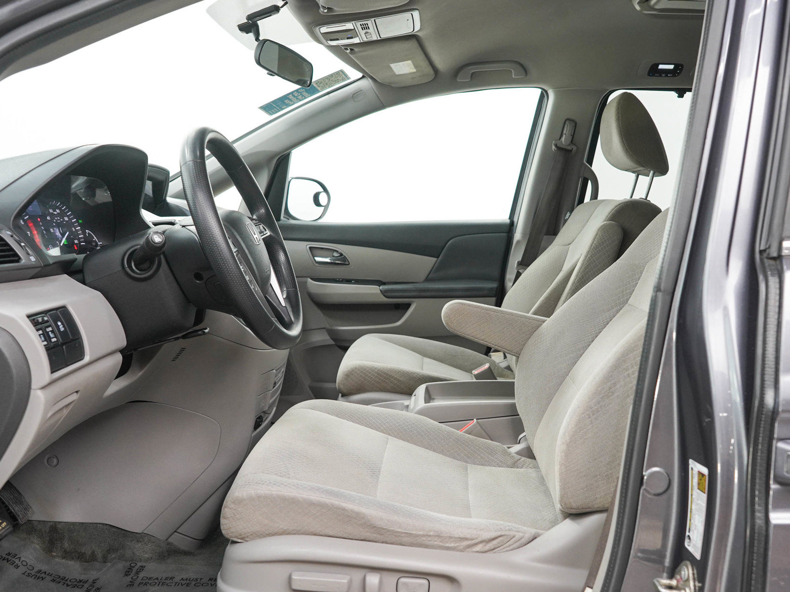 Used 2016 Honda Odyssey SE image 24