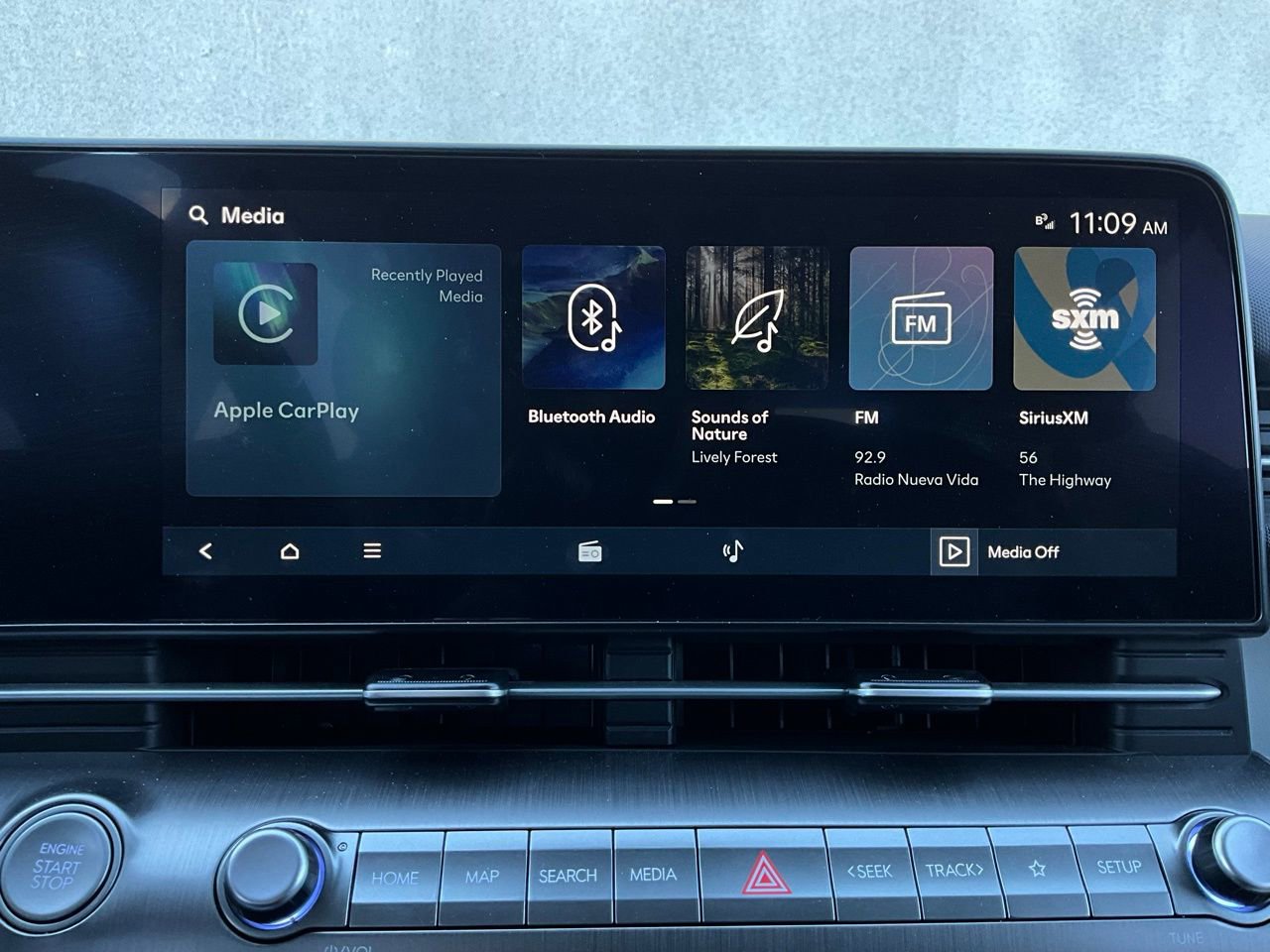 Used 2025 Hyundai Kona SEL image 32