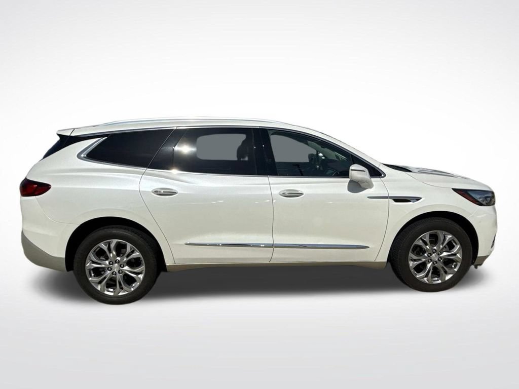 Used 2018 Buick Enclave Avenir w/ Avenir Technology Package FWD image 10