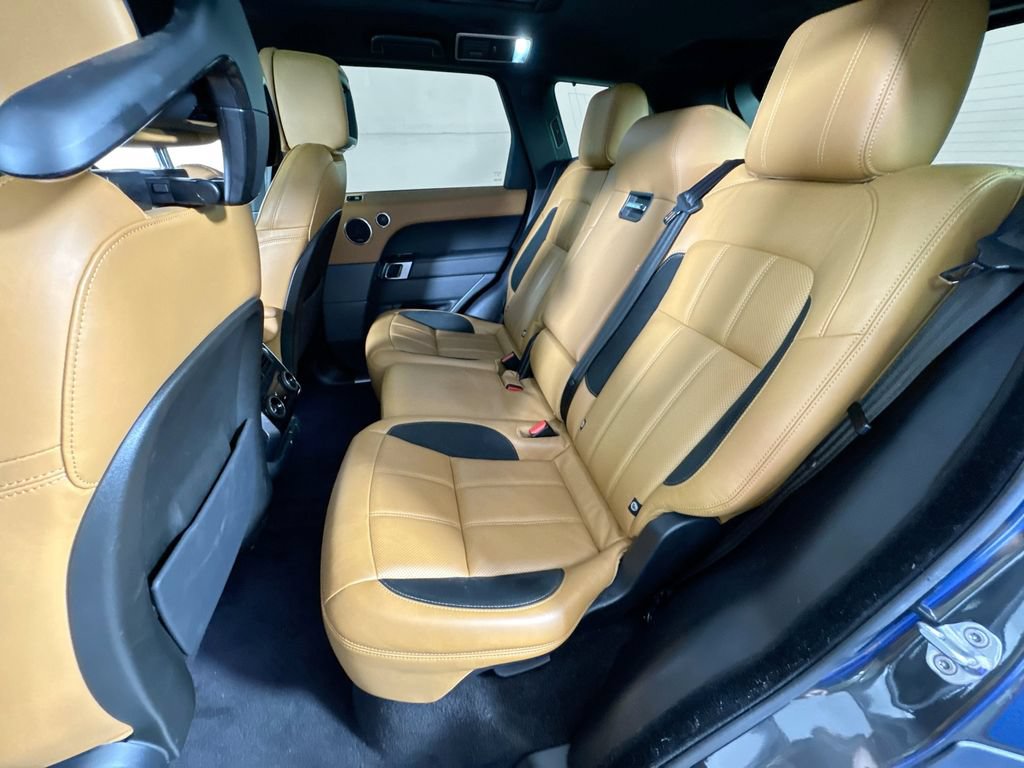 Used 2019 Land Rover Range Rover Sport SE AWD/4WD image 26