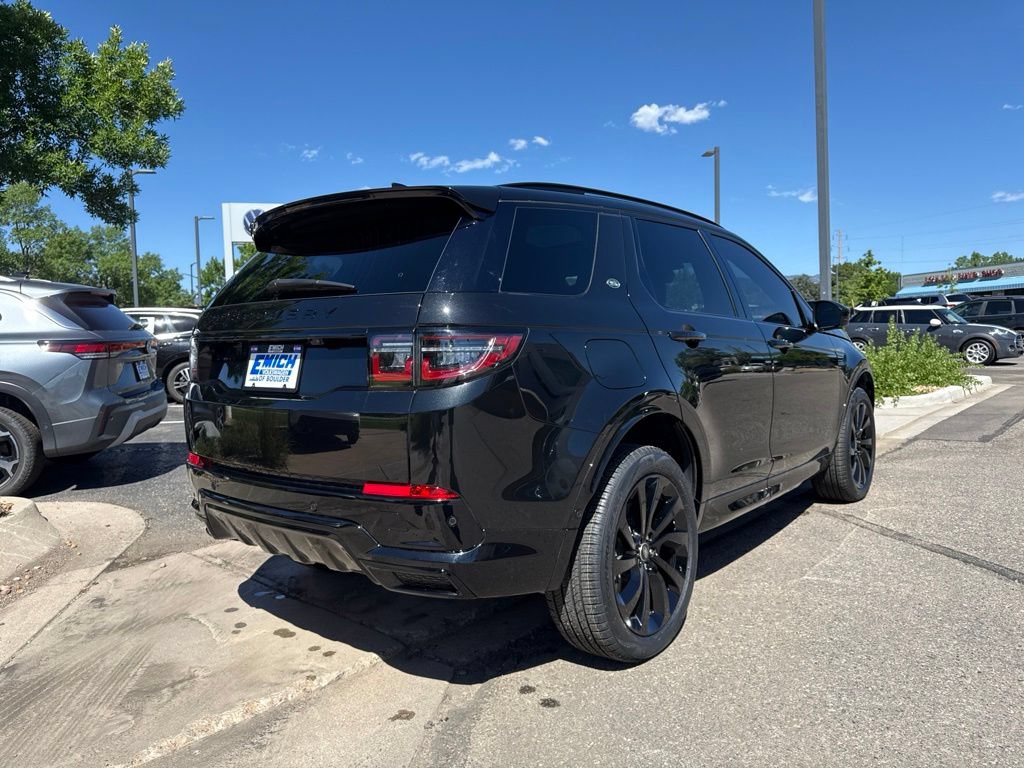 Used 2024 Land Rover Discovery Sport Dynamic SE AWD/4WD image 5