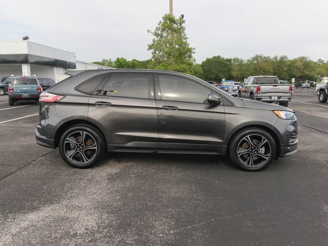 Used 2019 Ford Edge ST w/ Equipment Group 401A AWD/4WD image 11
