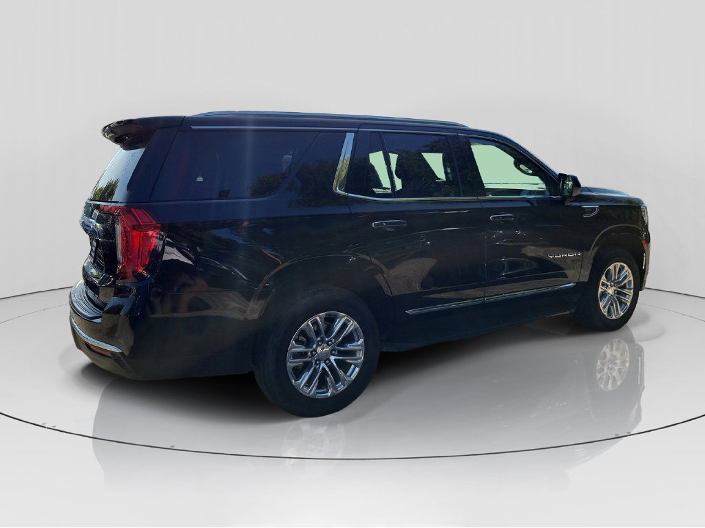 Used 2024 GMC Yukon SLT AWD/4WD image 7