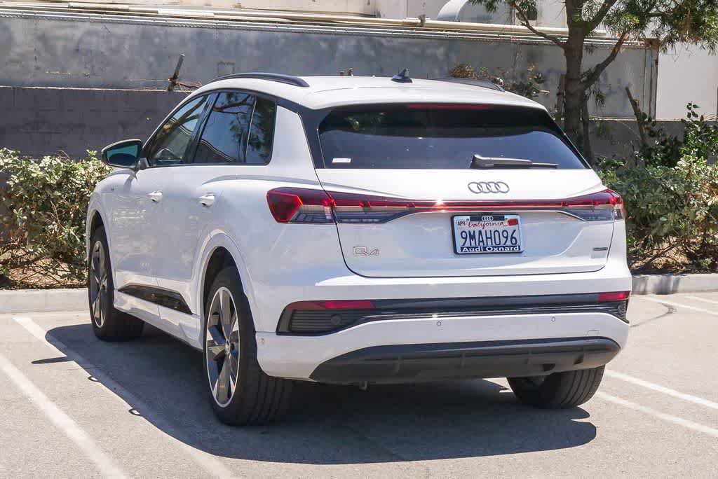 Used 2024 Audi Q4 e-tron Premium Plus w/ Premium Plus AWD/4WD image 8