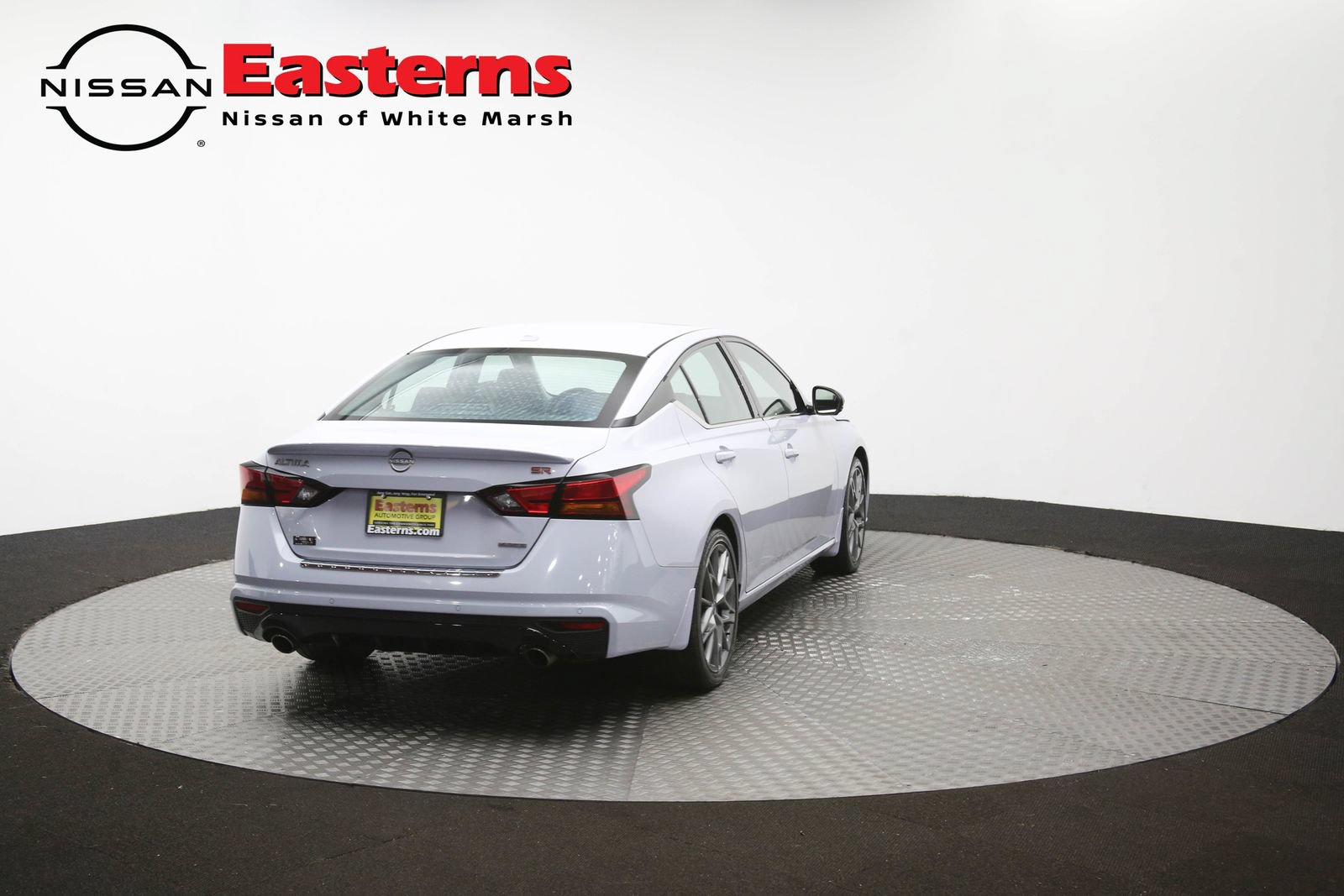 Used 2023 Nissan Altima 2.0 SR FWD image 38