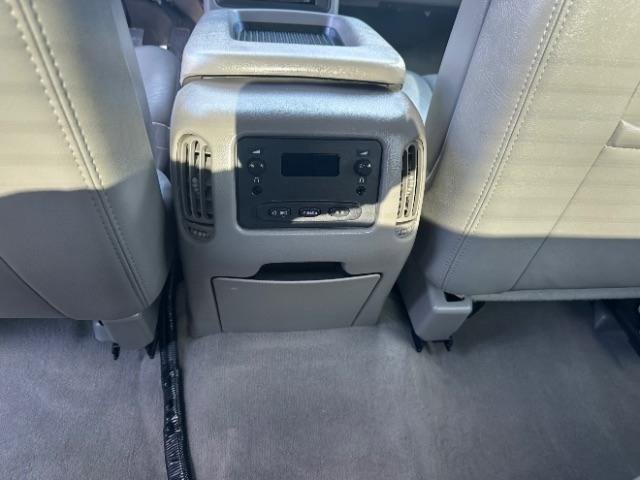 Used 2005 Chevrolet Avalanche Z71 w/ Sun And Sound Package image 30