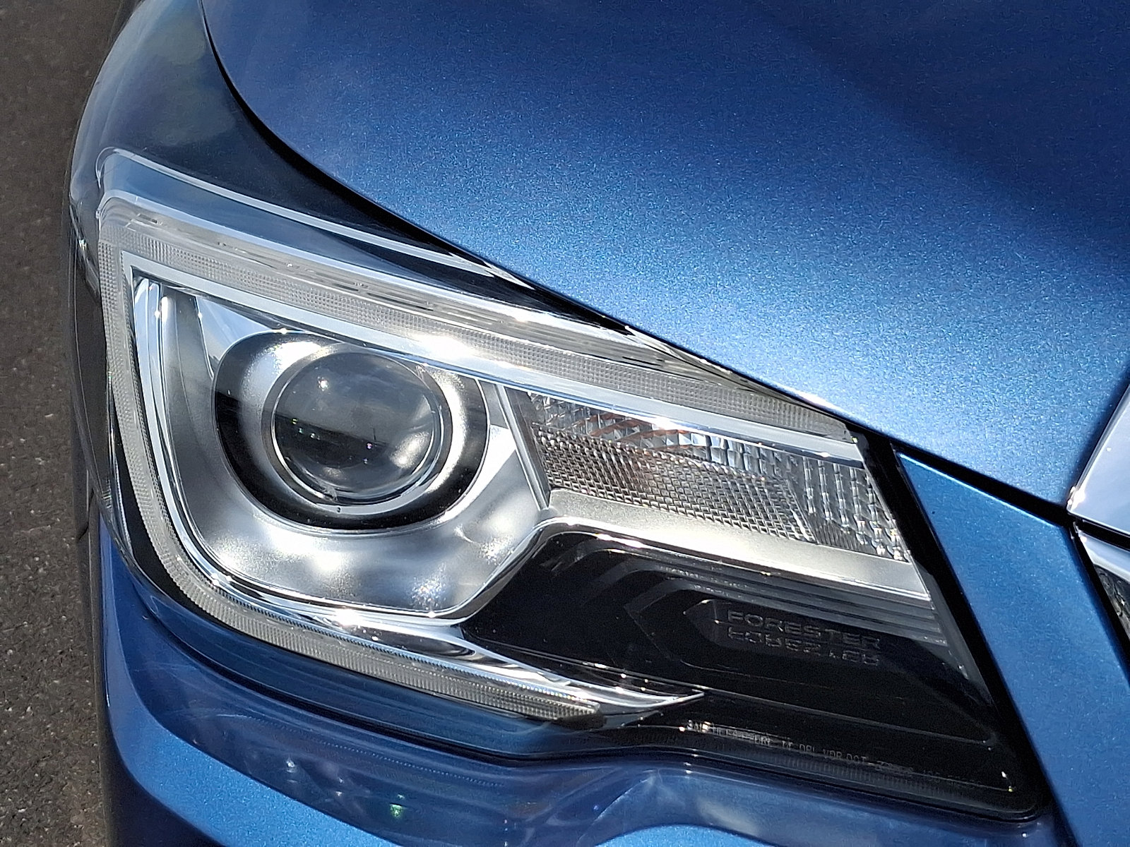 Used 2018 Subaru Forester 2.5i Limited AWD/4WD image 9