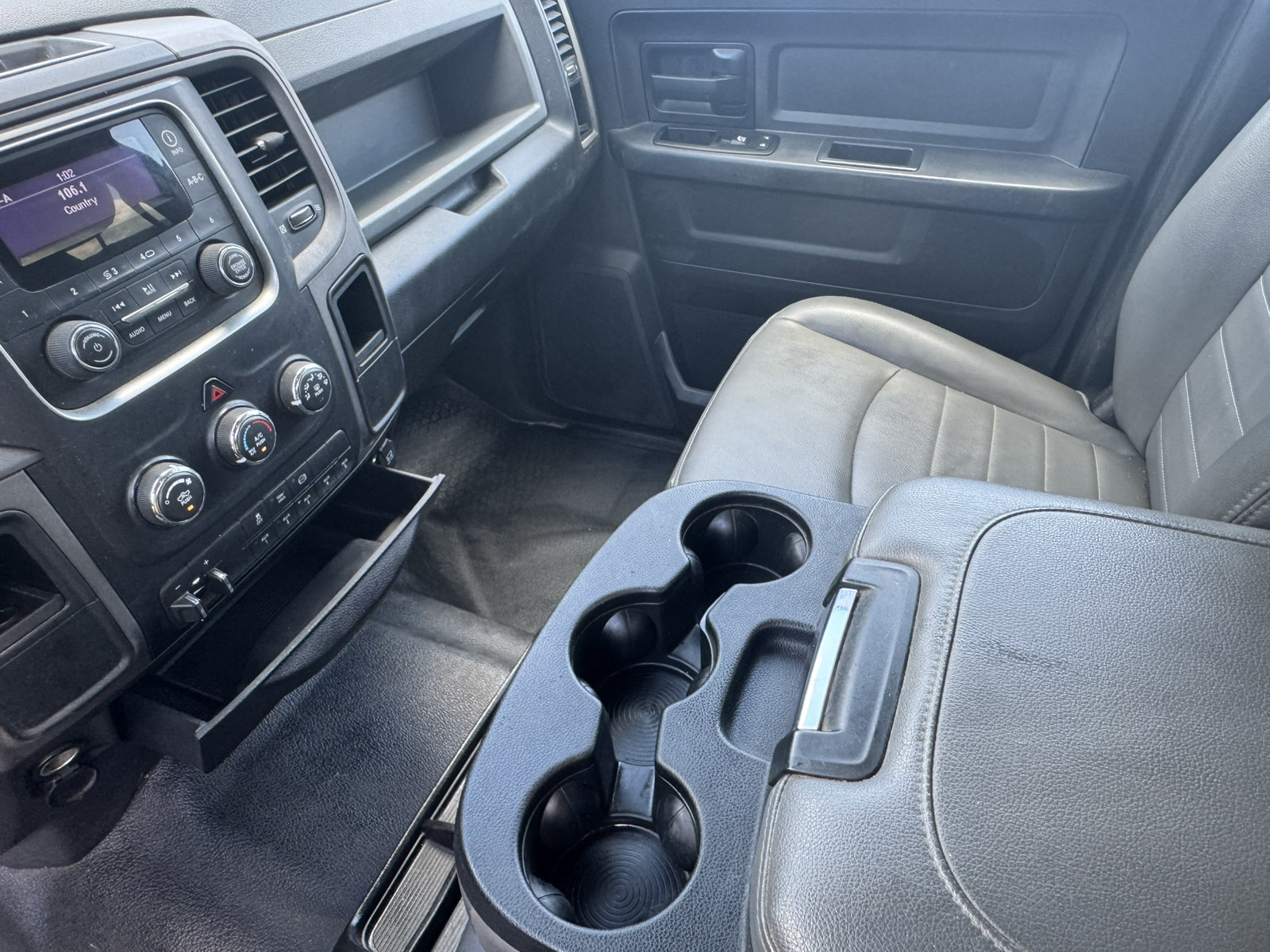 Used 2016 RAM 5500 Tradesman w/ Max Tow Package RWD image 25