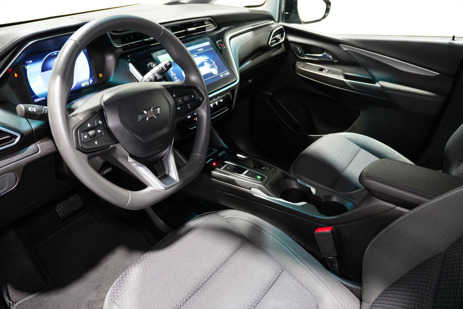 Used 2022 Chevrolet Bolt LT image 11