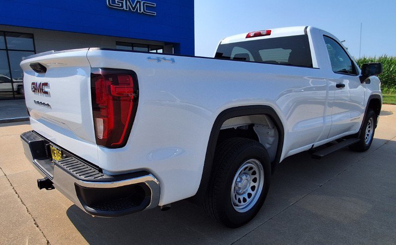 Used 2024 GMC Sierra 1500 Pro w/ Pro Value Package AWD/4WD image 8