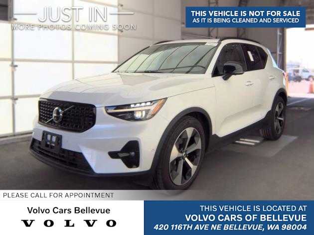 Used 2026 Volvo XC40 B5 Plus