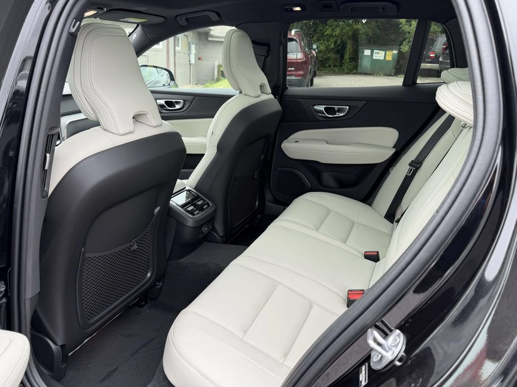 New 2026 Volvo V60 B5 Cross Country Ultra w/ Protection Package Premier AWD/4WD image 14
