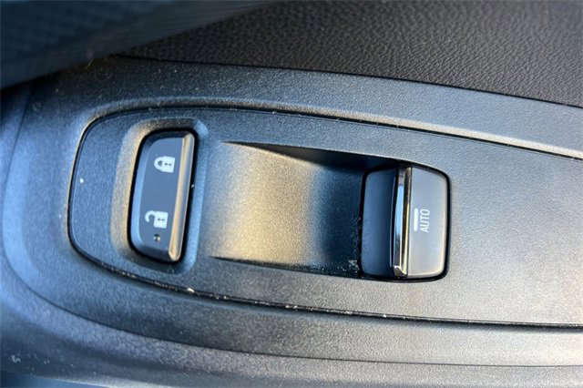 Used 2024 Subaru Crosstrek 2.0i Premium image 19