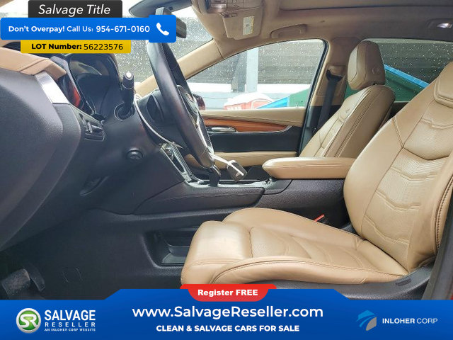 Used 2017 Cadillac XT5 Platinum w/ Driver Assist Package AWD/4WD image 9