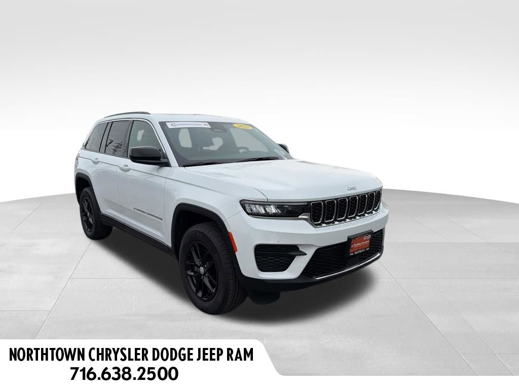Used 2025 Jeep Grand Cherokee Laredo X w/ Luxury Tech Group I