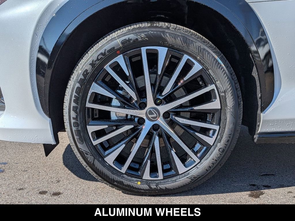 New 2026 Lexus RZ 350e 2WD w/ Technology Package image 8