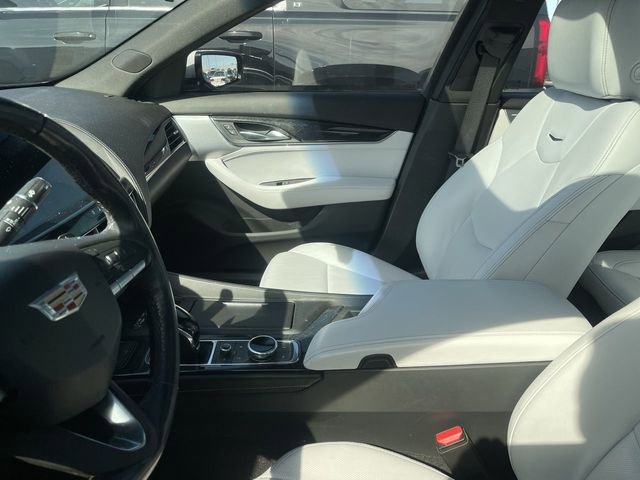 Used 2022 Cadillac CT5 Premium Luxury image 5