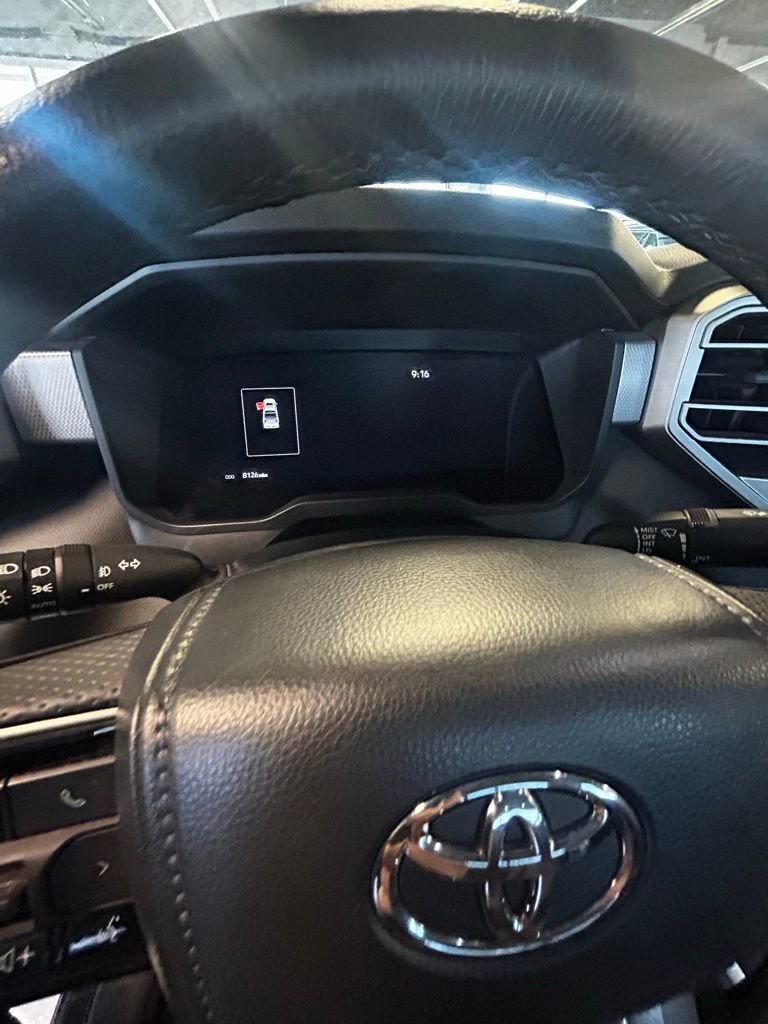 Used 2024 Toyota Tundra Limited AWD/4WD image 8