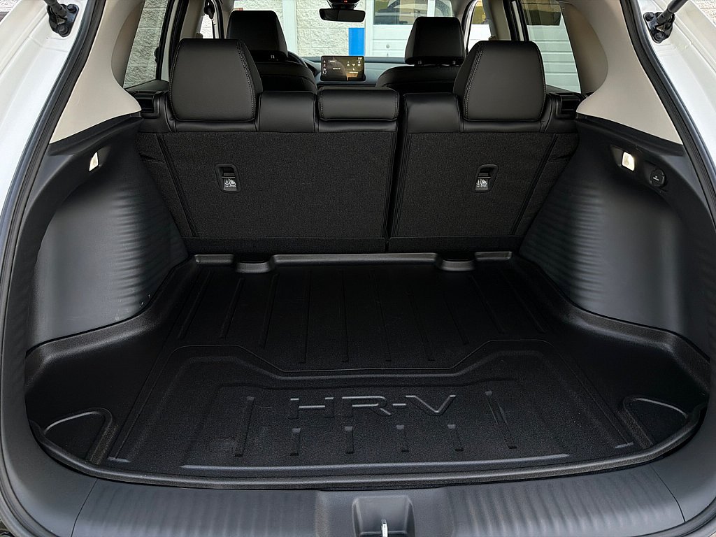 Used 2026 Honda HR-V EX-L image 32
