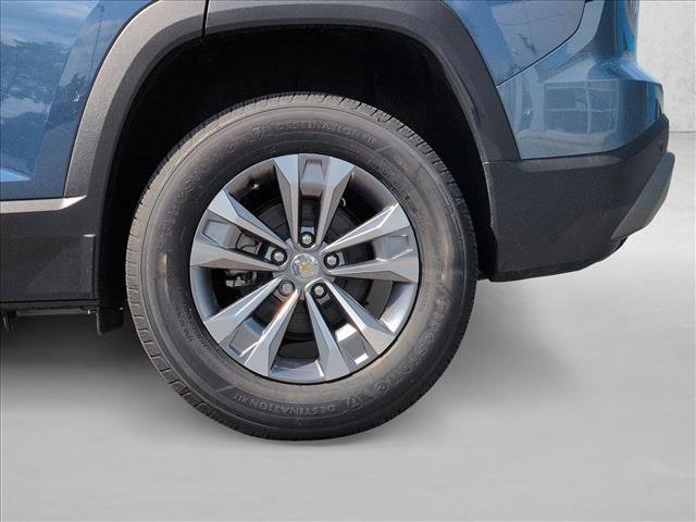 New 2026 Chevrolet Equinox LT w/ Safety and Technology Package FWD image 10