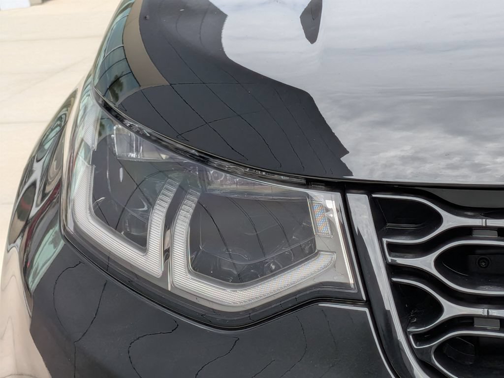 New 2026 Land Rover Discovery Sport Landmark AWD/4WD image 10
