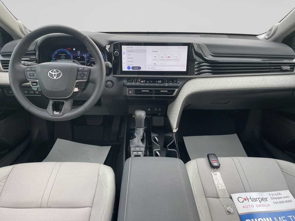 Used 2025 Toyota Camry XLE w/ Premium Plus Package AWD/4WD image 20