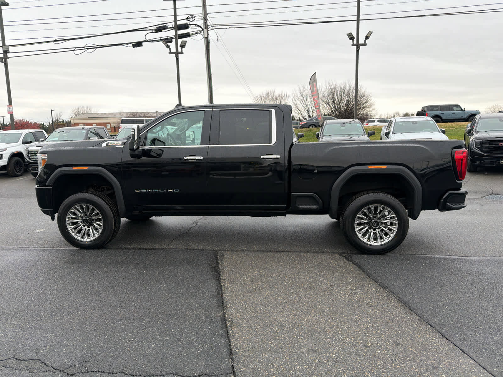 Used 2020 GMC Sierra 2500 Denali w/ Denali Ultimate Package image 13