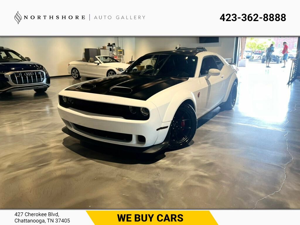 Used 2022 Dodge Challenger SRT Hellcat image 1