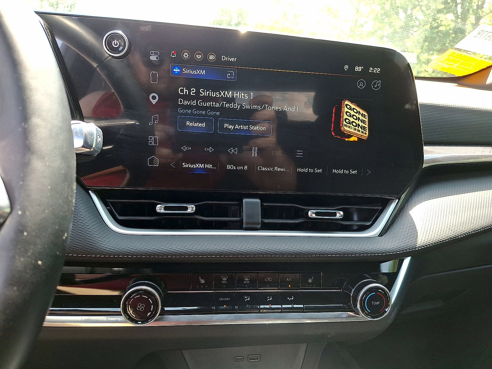 Used 2025 Chevrolet Equinox LT w/ Midnight Edition FWD image 14