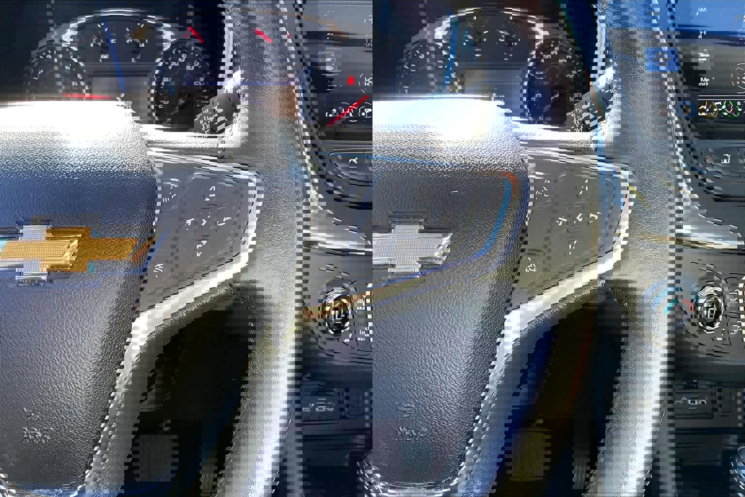 Used 2019 Chevrolet Equinox Premier image 19