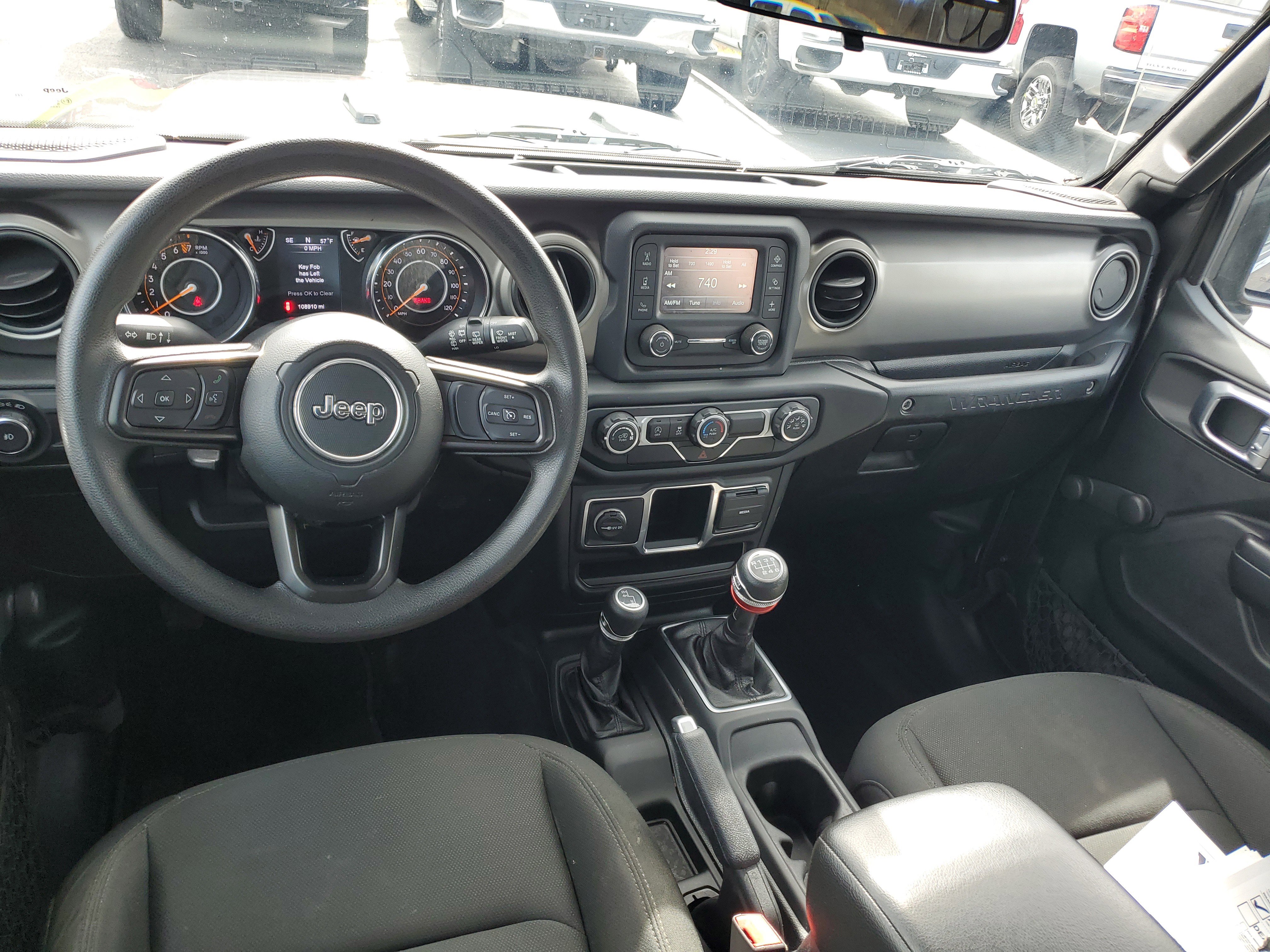 Used 2019 Jeep Wrangler Unlimited Sport image 12