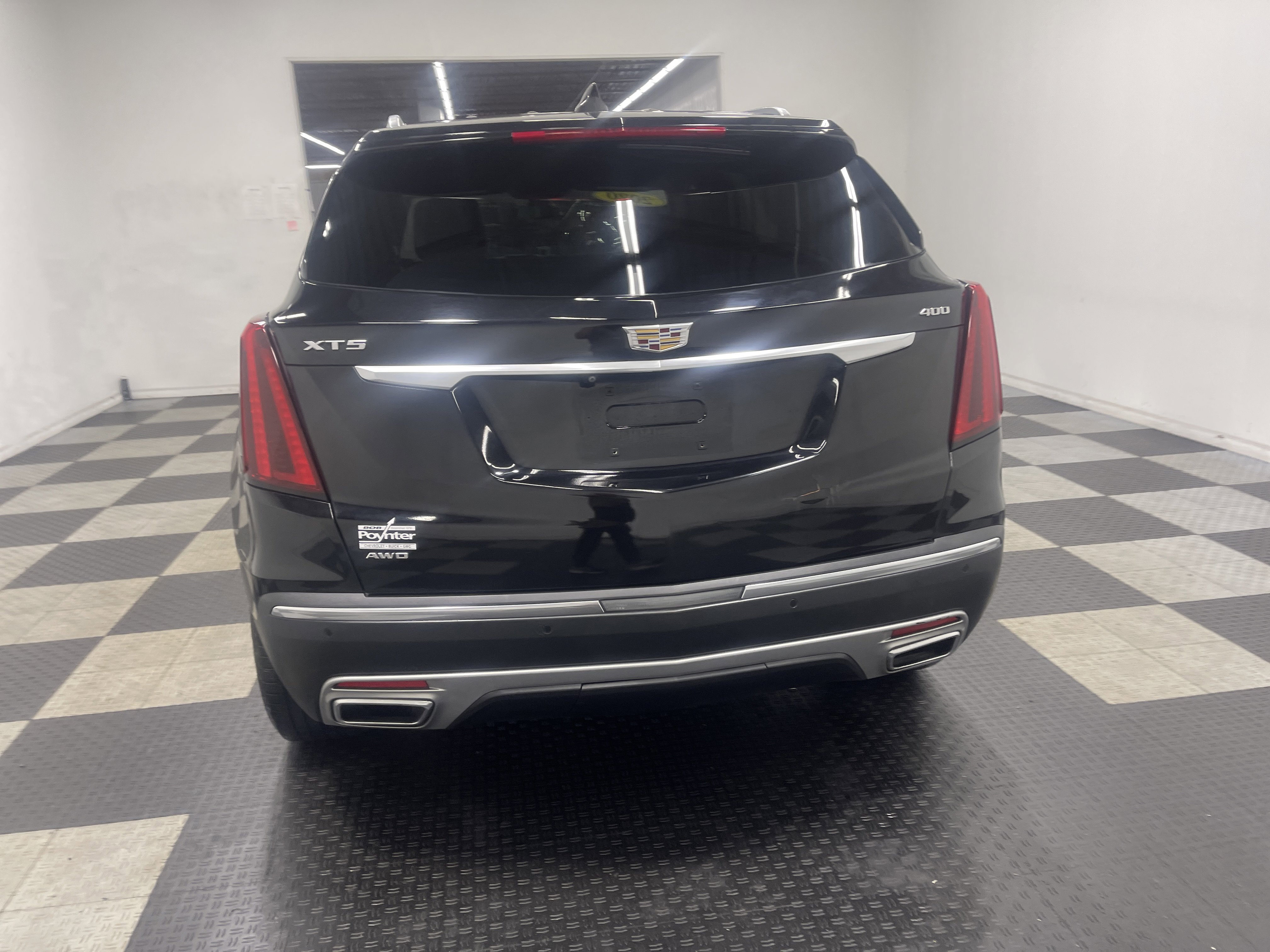 Used 2020 Cadillac XT5 Premium Luxury image 3