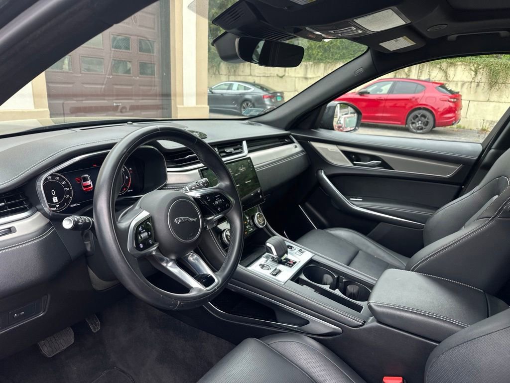 Used 2025 Jaguar F-PACE R-Dynamic S AWD/4WD image 12