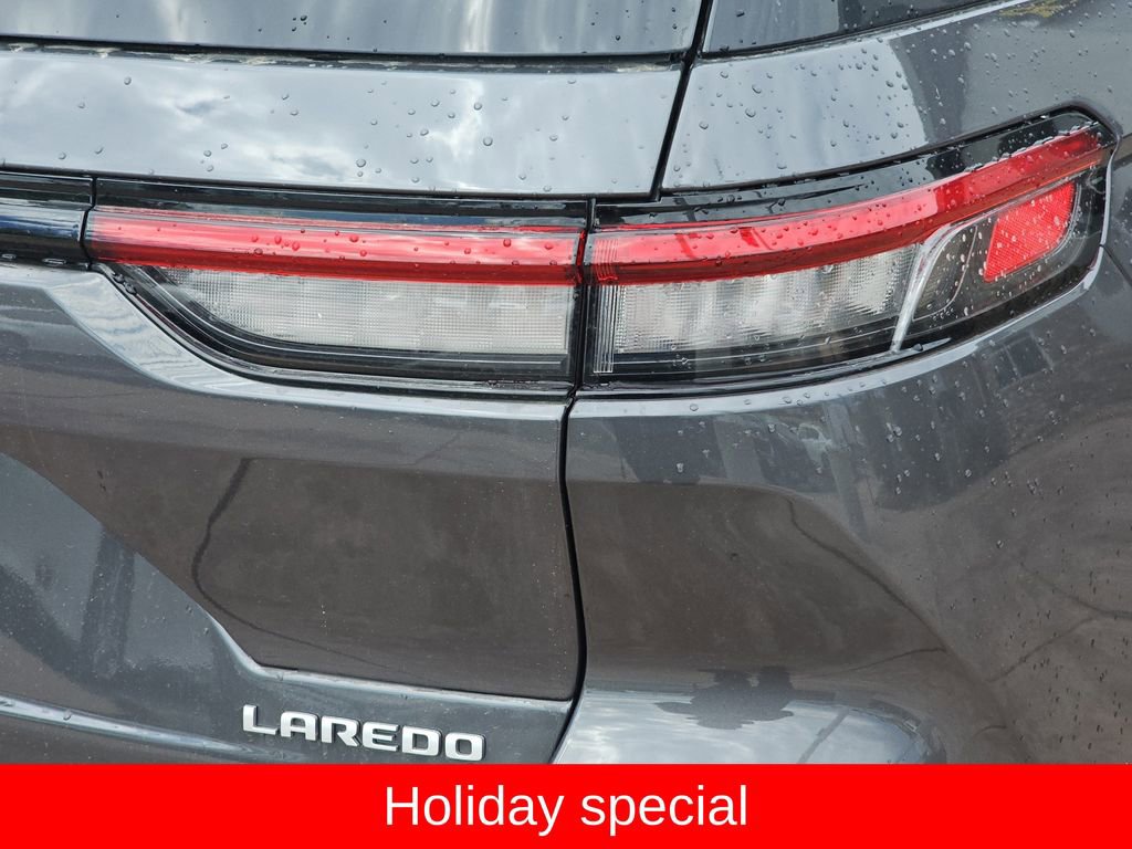 New 2025 Jeep Grand Cherokee Laredo w/ Luxury Tech Group I image 40