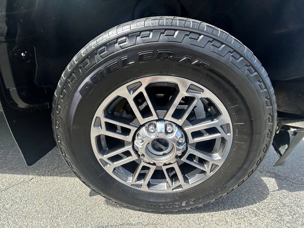 Used 2024 Ford F350 Limited w/ FX4 Off-Road Package AWD/4WD image 10