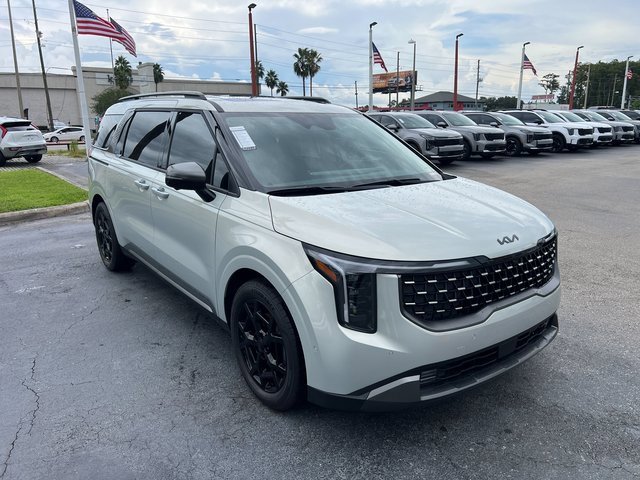 New 2026 Kia Carnival SX w/ SX Dark Edition Package image 4