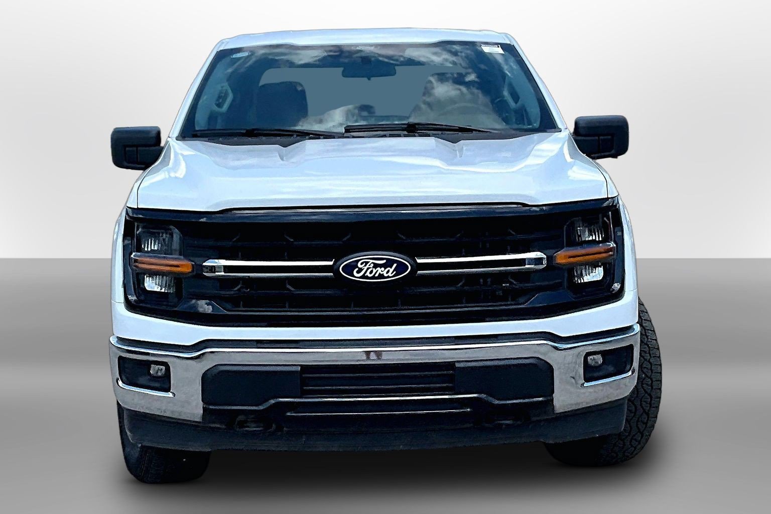 Used 2025 Ford F150 XLT w/ Equipment Group 301A Standard AWD/4WD image 3