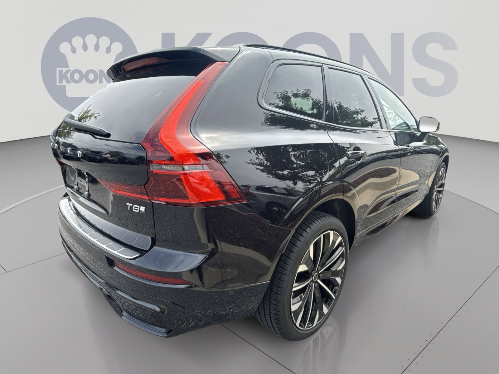 New 2026 Volvo XC60 T8 Ultra w/ Protection Package Premier AWD/4WD image 7