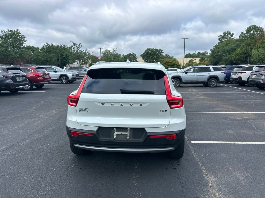 Used 2022 Volvo XC40 T5 Inscription w/ Advanced Package AWD/4WD image 5