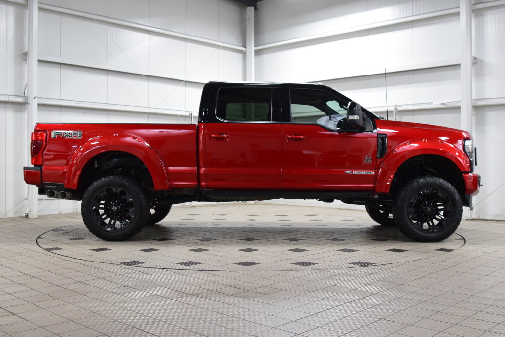 Used 2022 Ford F250 Lariat w/ Black Appearance Package AWD/4WD image 9