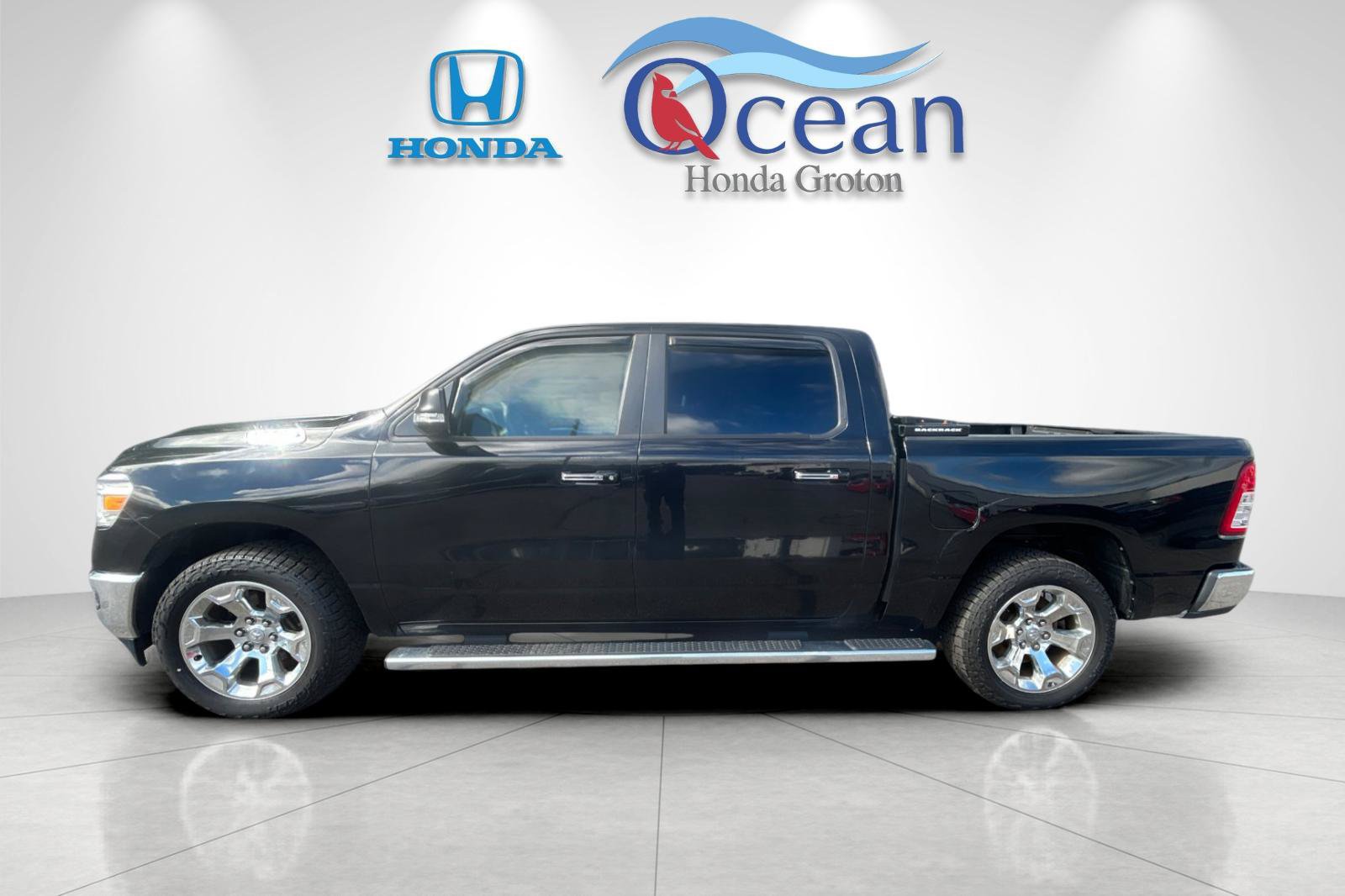 Used 2019 RAM 1500 Big Horn AWD/4WD image 6