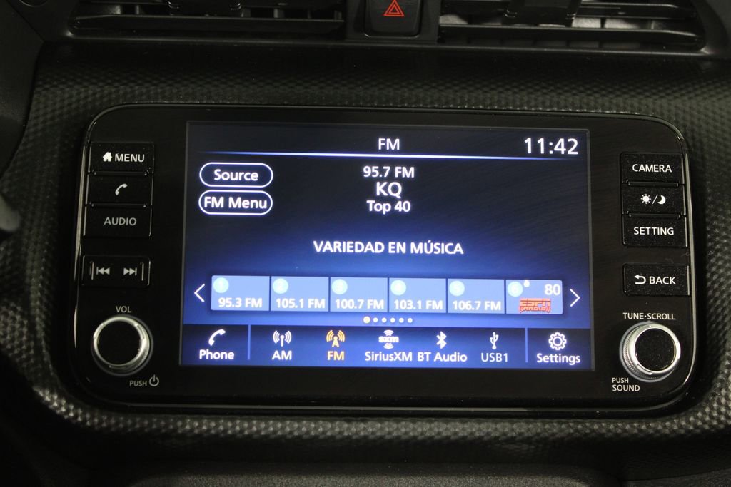 Certified 2023 Nissan Kicks SV FWD image 9