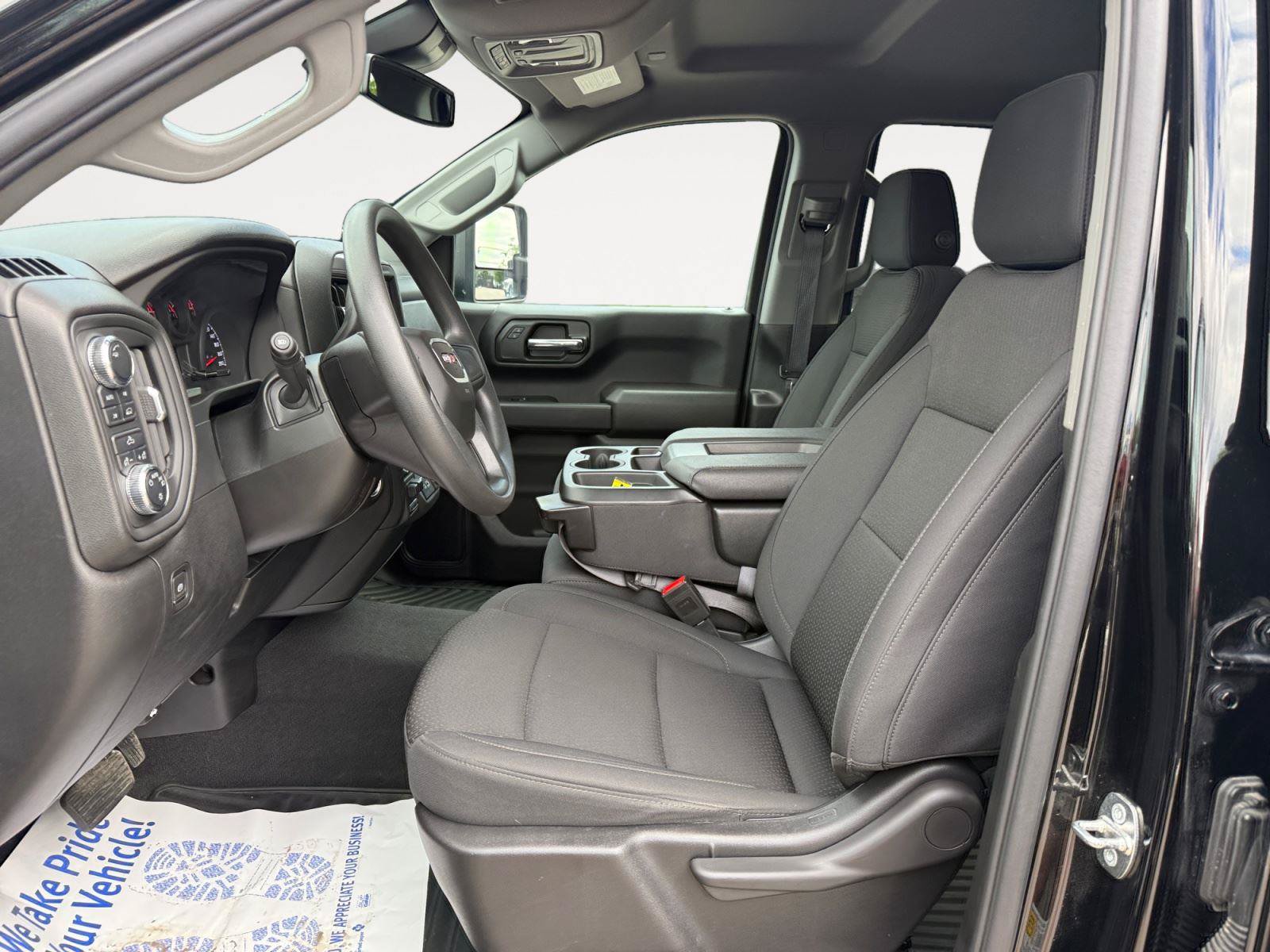 Used 2024 GMC Sierra 1500 Pro w/ Graphite Edition AWD/4WD image 10