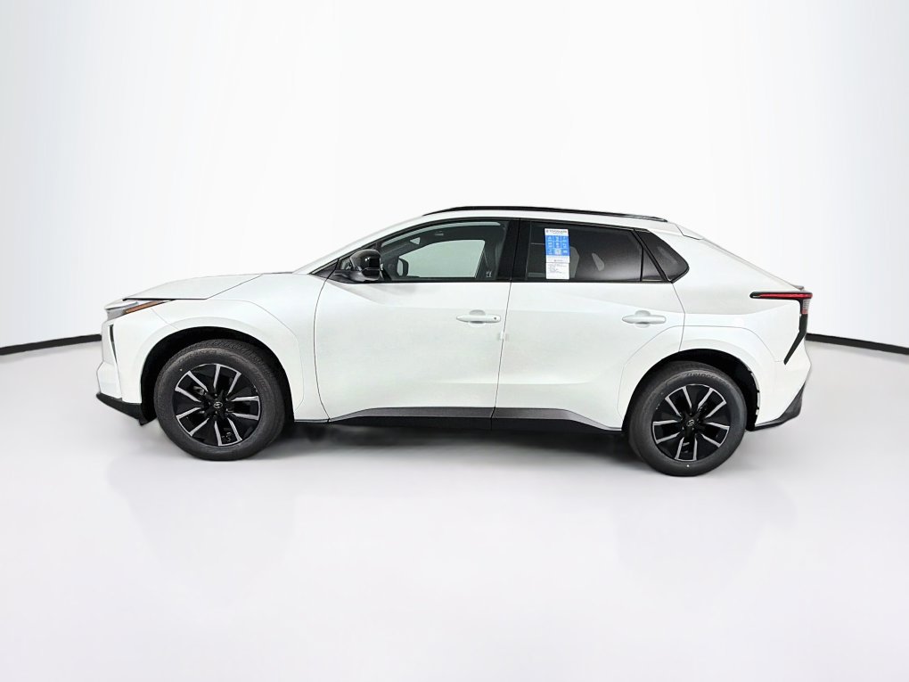 New 2026 Toyota bZ FWD image 5