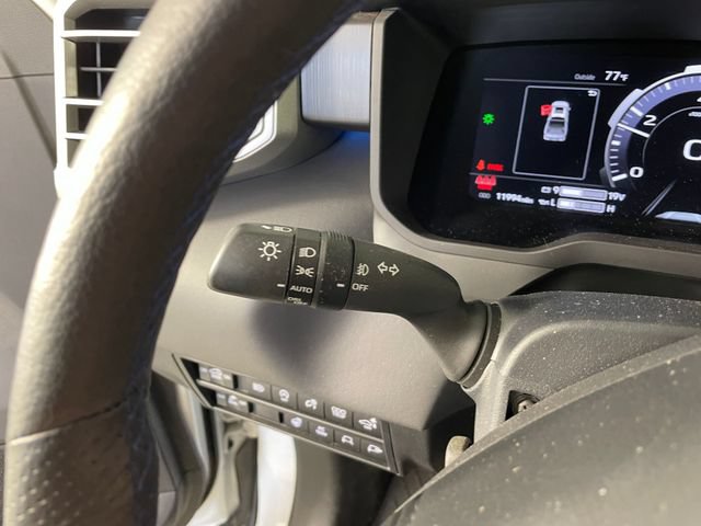 Used 2022 Toyota Tundra Platinum w/ Advanced Package AWD/4WD image 11
