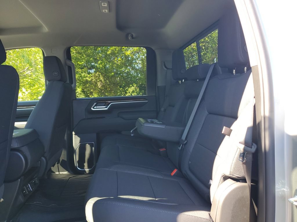 New 2026 GMC Sierra 2500 SLE w/ SLE Value Package; AWD/4WD image 10