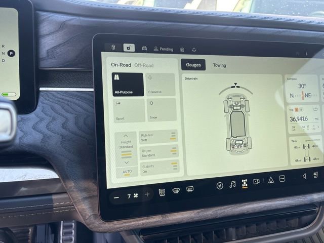 Used 2022 Rivian R1S Launch Edition AWD/4WD image 27