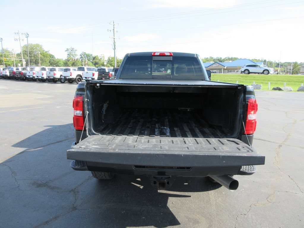 Certified 2019 GMC Sierra 2500 Denali w/ Duramax Plus Package AWD/4WD image 9