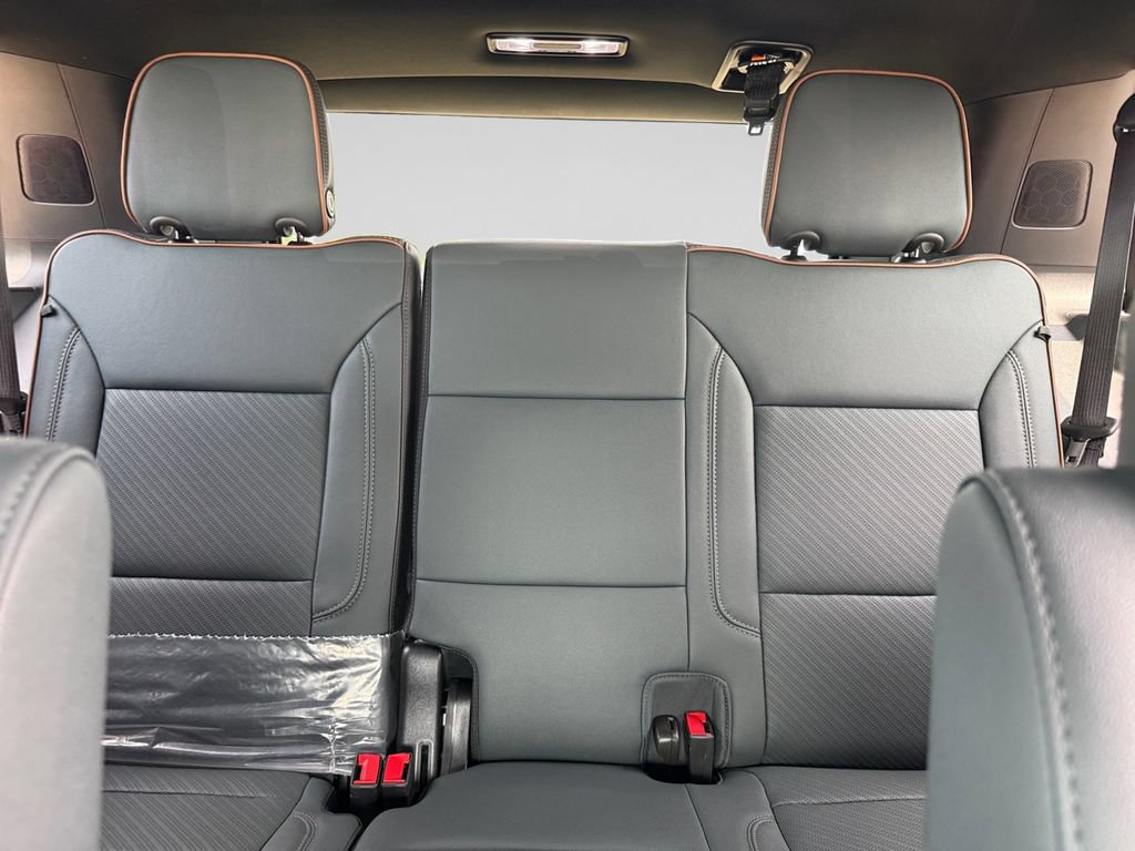New 2026 GMC Yukon AT4 w/ AT4 Premium Package AWD/4WD image 38